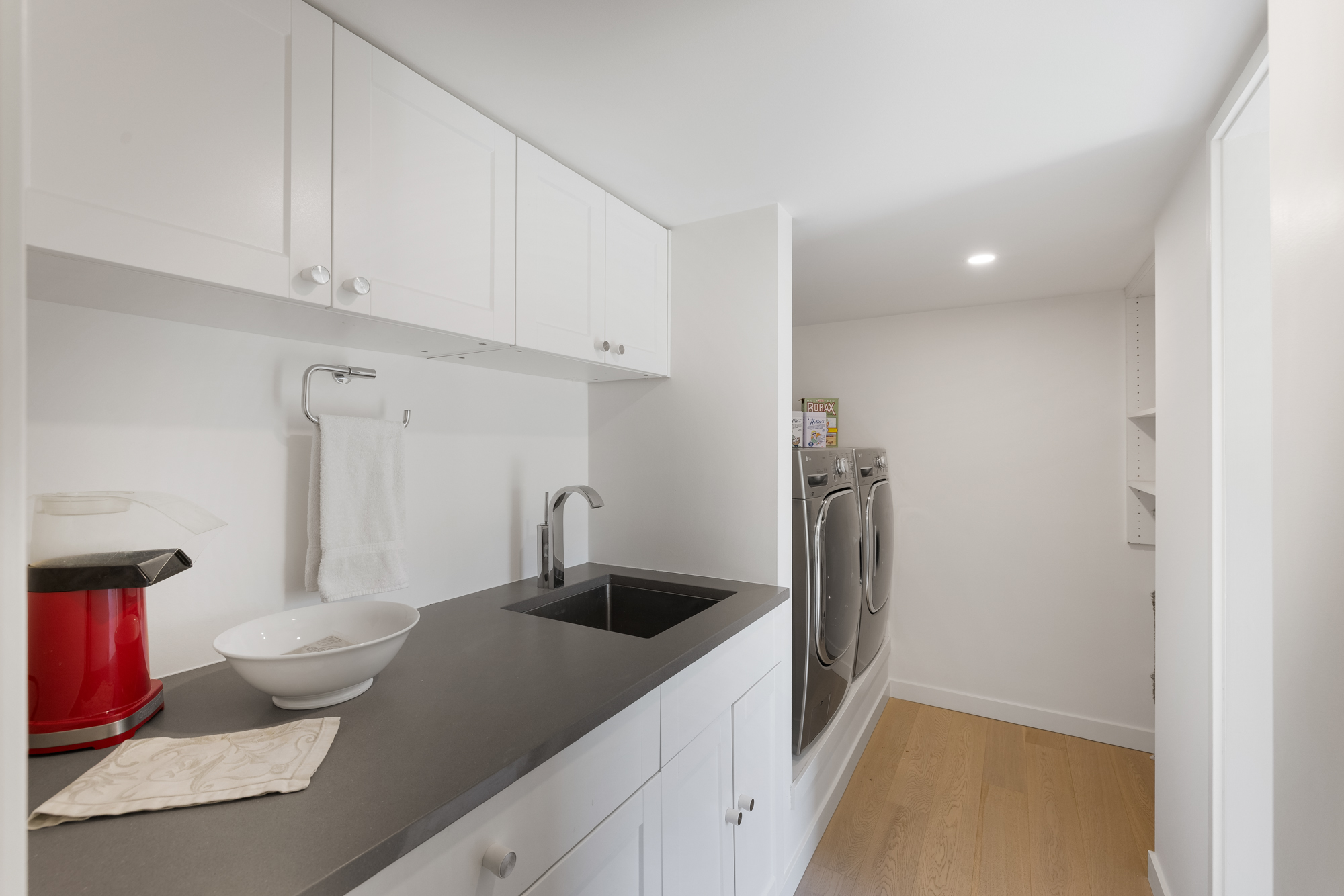 6485 Madrona Crescent